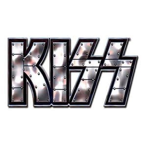 przypinka KISS logo.jpg