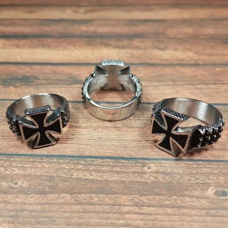 pierscien krzyz rycerski 2a.jpg