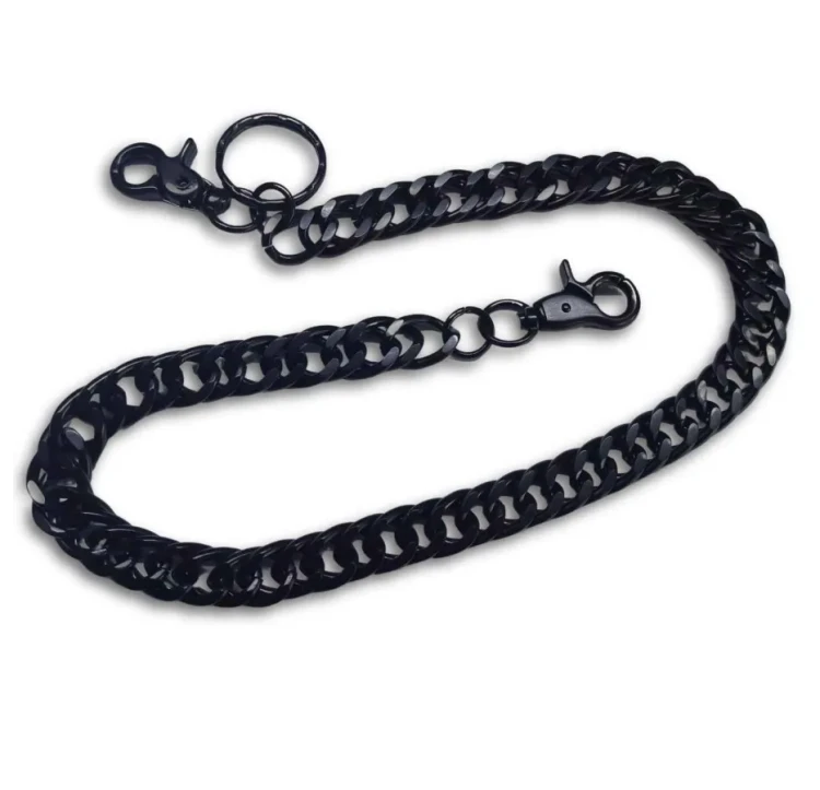 lancuch czarny 60cm. 2 karabinki witka.jpg